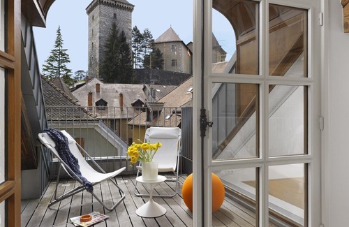Annecy Old Town Apartment | Loft of Annecy 5 stars Vision Luxe 2 people