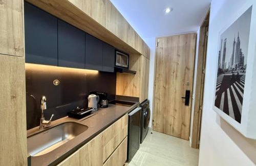 Zona Rosa Apartment | LofT Street 77