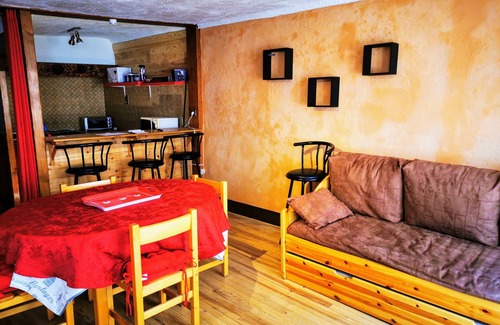 Briancon Apartment | Loft with mountain corner