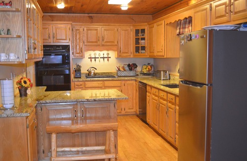 Cosby Cabin | Log Cabin on Edge of National Park; Over the Top Amenities & Reviews