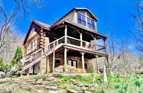 Dabolt Cabin | Log Cabin on the beautiful Rockcastle River