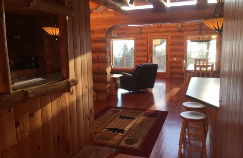 Beaver Bay Cabin | Log home-Lake Superior view, peaceful, wooded, private, near trails, sauna 2026
