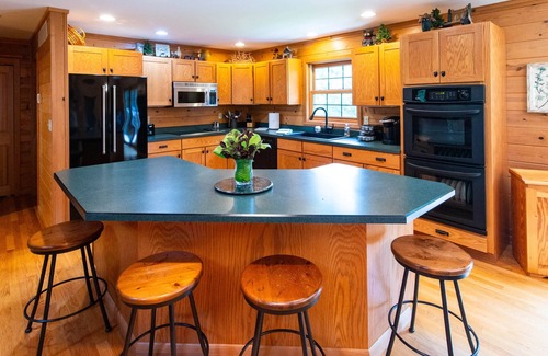 Galena House | Log Home Luxury, Comfort Defined/Moonbeam Views!