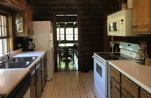 Nevis Cabin | Log Home on beautiful lake setting! Stunning sunsets and room to unpack & relax.