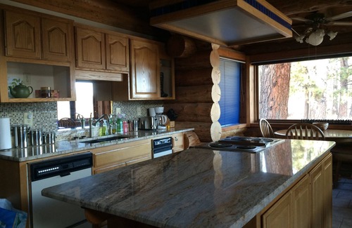 Sunriver Cabin | Log home On the Deschutes River Bend, OR