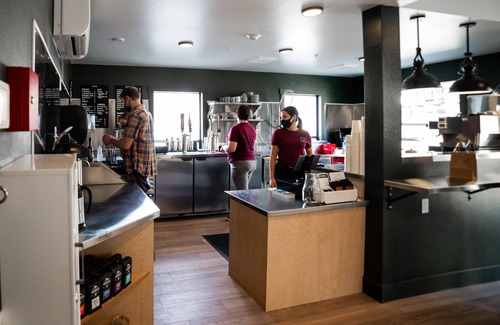 Leavenworth Hotel | LOGE Leavenworth - Downtown