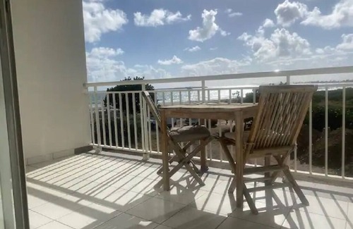 Cul de Sac Apartment | Logement 40 m2, front de mer à 50 m de la plage