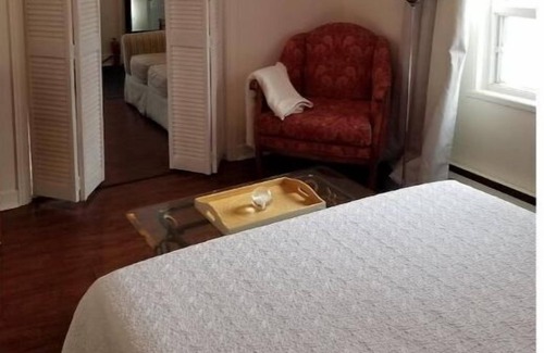 Chicoutimi Apartment | Logement Avec Stationnement Tennis et Piscine