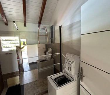 Petit-Canal House | Logement Ghenoah
