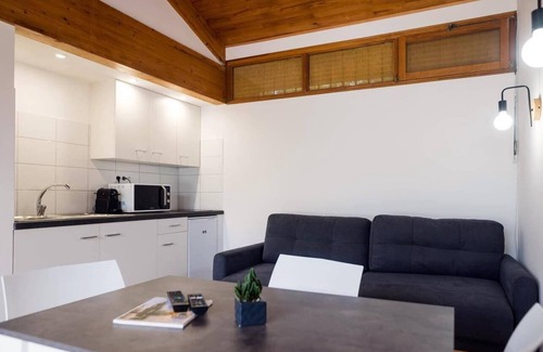 Messanges Condo | Logement Privatif Avec Piscine. Gîte La Pignada. A Proximité Plage, Forêt