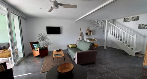 Malendure Apartment | Logements Vue Mer accès piscine en Guadeloupe