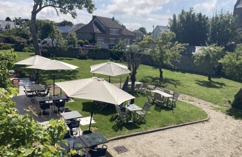 Carolles Hotel | Logis Auberge de Carolles