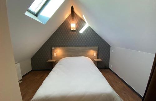 Chaumont-en-Vexin Hotel | LOGIS - Hôtel & Restaurant Saint Nicolas