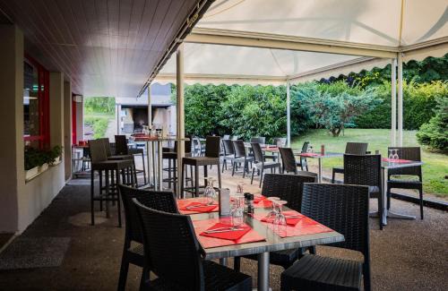 Lons-le-Saunier Hotel | Logis Hotel Lons-le-Saunier - Restaurant Le Grill