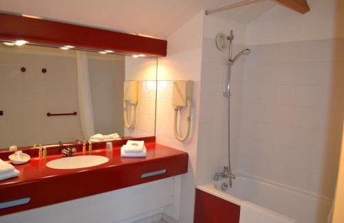 Gradignan Hotel | Logis hotel Noemys Gradignan