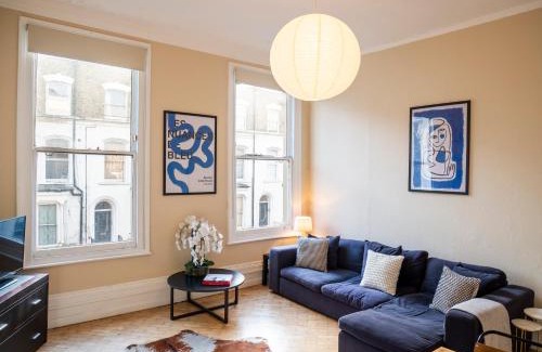 Mildmay Apartment | London Bright Spacious Apartments Central Location!
