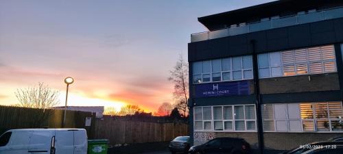Borehamwood Apartment | London gateway studio flat