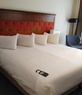 Staines Hotel | London Thames Lodge by Dancenter