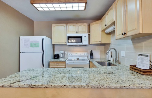 Brian Head Condo | Lone Star Retreat – Cozy 1-Bedroom Condo with Mountain Views in Brian Head