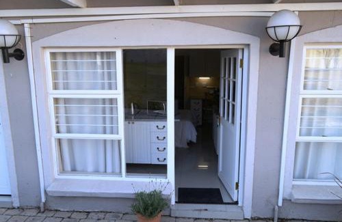 Lone Hill Apartment | Lonehill - Suite 3