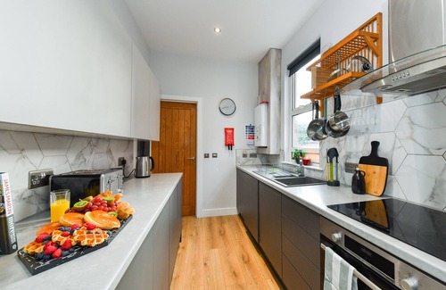 Long Eaton House | Long Eaton Modern 4bed House