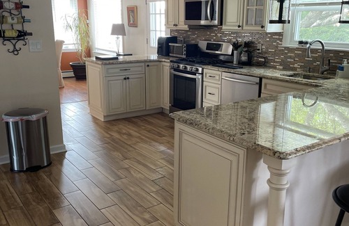 Baldwin House | Long Island Family Friendly w/hot tub 15 min from the Beach!