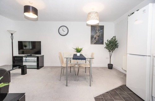 Swindon Apartment | Long Stay Discount*Contractors*