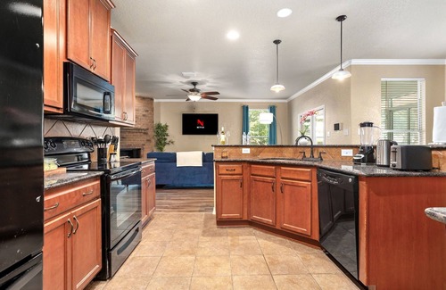 Cibolo House | Long Stay Only Cibolo Getaway | Pool Air Hockey