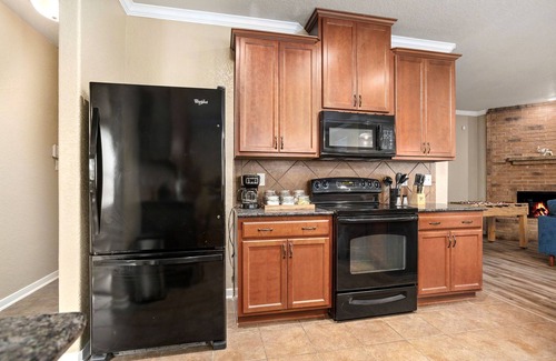 Cibolo House | Long Stay Only Cibolo Getaway | Pool Air Hockey