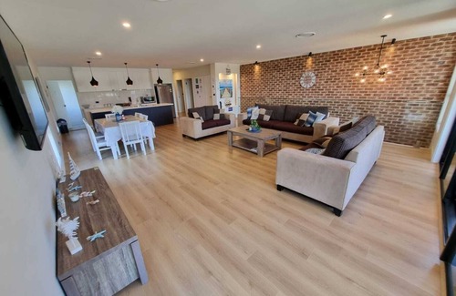 Long Beach House | Longbeach Beach home