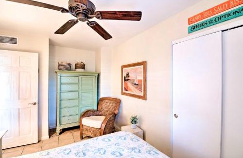 Longboat Key Apartment | Longboat Key Condo with Lanai Walk to Beach and Shops