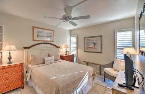 Longboat Key Apartment | Longboat Key Condo with Lanai Walk to Beach and Shops