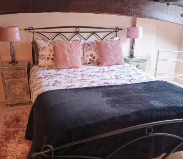 Shepton Mallet House | Longbridge Cottage