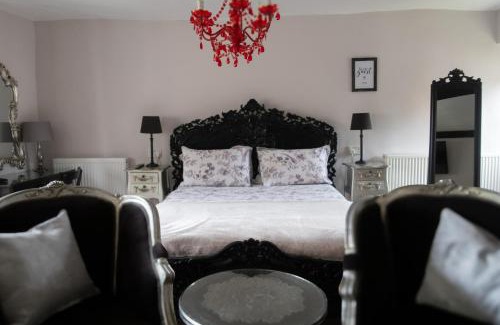 Shepton Mallet Bed & Breakfast | Longbridge House