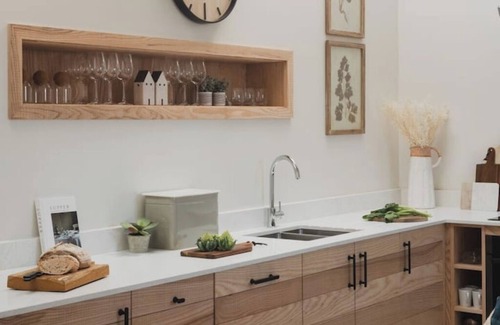 Beckhampton House | Longstones Avebury – Ridgeway