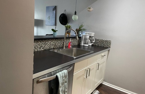 Lower Lonsdale Apartment | Lonsdale Quay Apartment