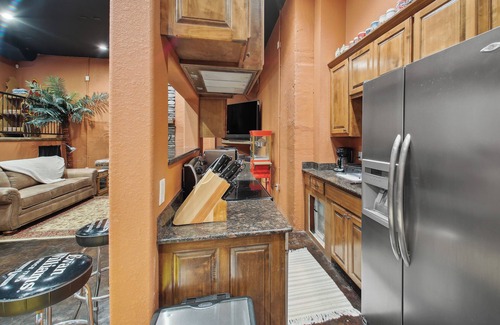 Jones Mills Apartment | Lonsdale Vacation Rental w/Pool & Hot Tub!