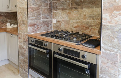 South Cliff Cottage | Lonsdale Villa