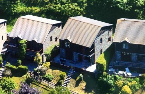 Looe House | Looe, Cornwall, Homehill Cottage - quiet location and views