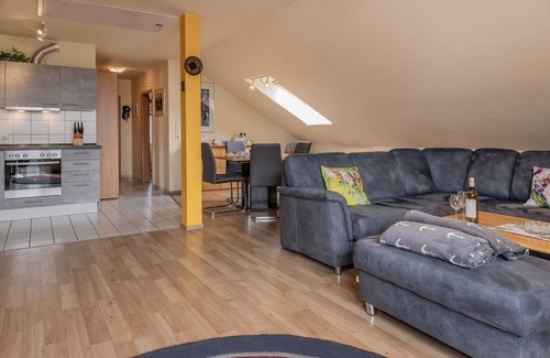 Harlesiel Apartment | Look far, farther, farthest: The upper floor apartment with its approx. 60 sqm