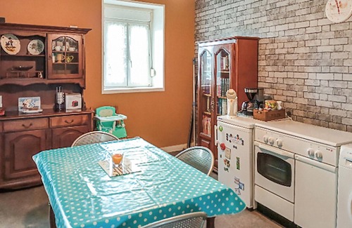 Plougoulm House | Look forward to a relaxing vacation in this vacation home not far from the sea.