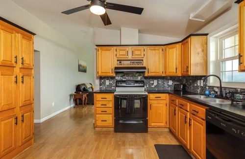 Mainesburg House | Lookout at the Lake-Overlooks Hammond Lake