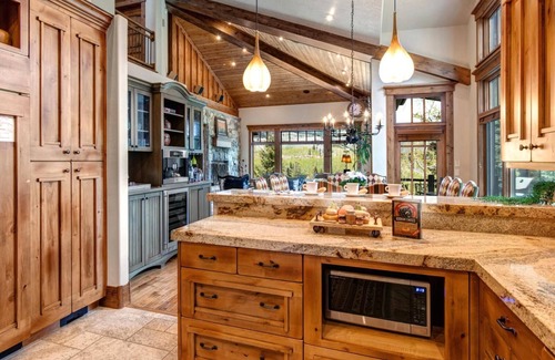 Deer Valley Cottage | Lookout Drive 5 Bedrooms PLO-6599 by KBM