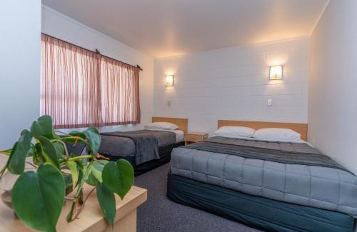 Kaitaia Hotel | Loredo Motel