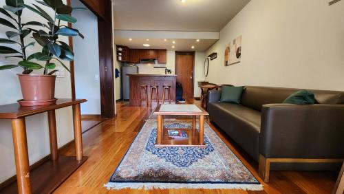 Jardins Apartment | Lorena Residence - Cozy Flat with Balcony