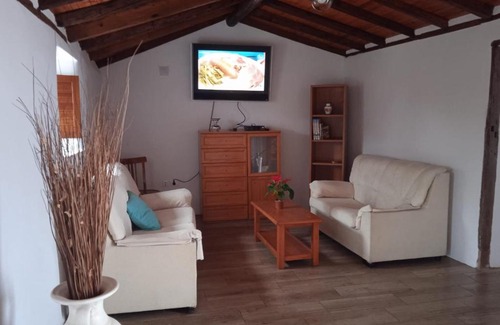 El Tanque House | Los Chozos