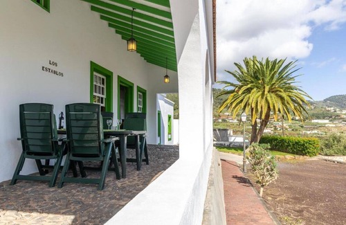 Santa Cruz de la Palma House | Los Establos House - Camacho Farm