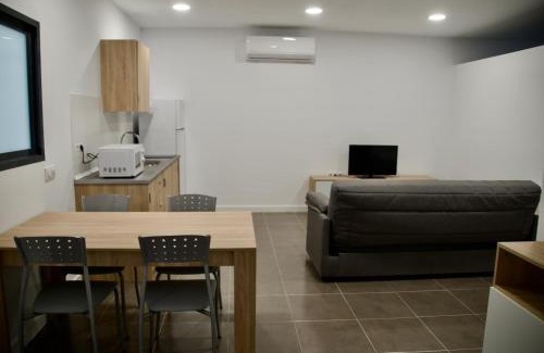 Carcaboso Apartment | Los Miliarios