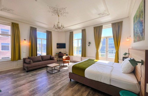 Edelstenenbuurt Hotel | Loskade 45