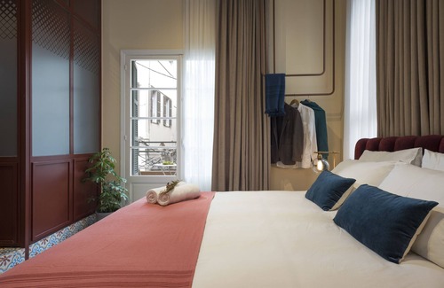 Gemmayzeh Hotel | Lost